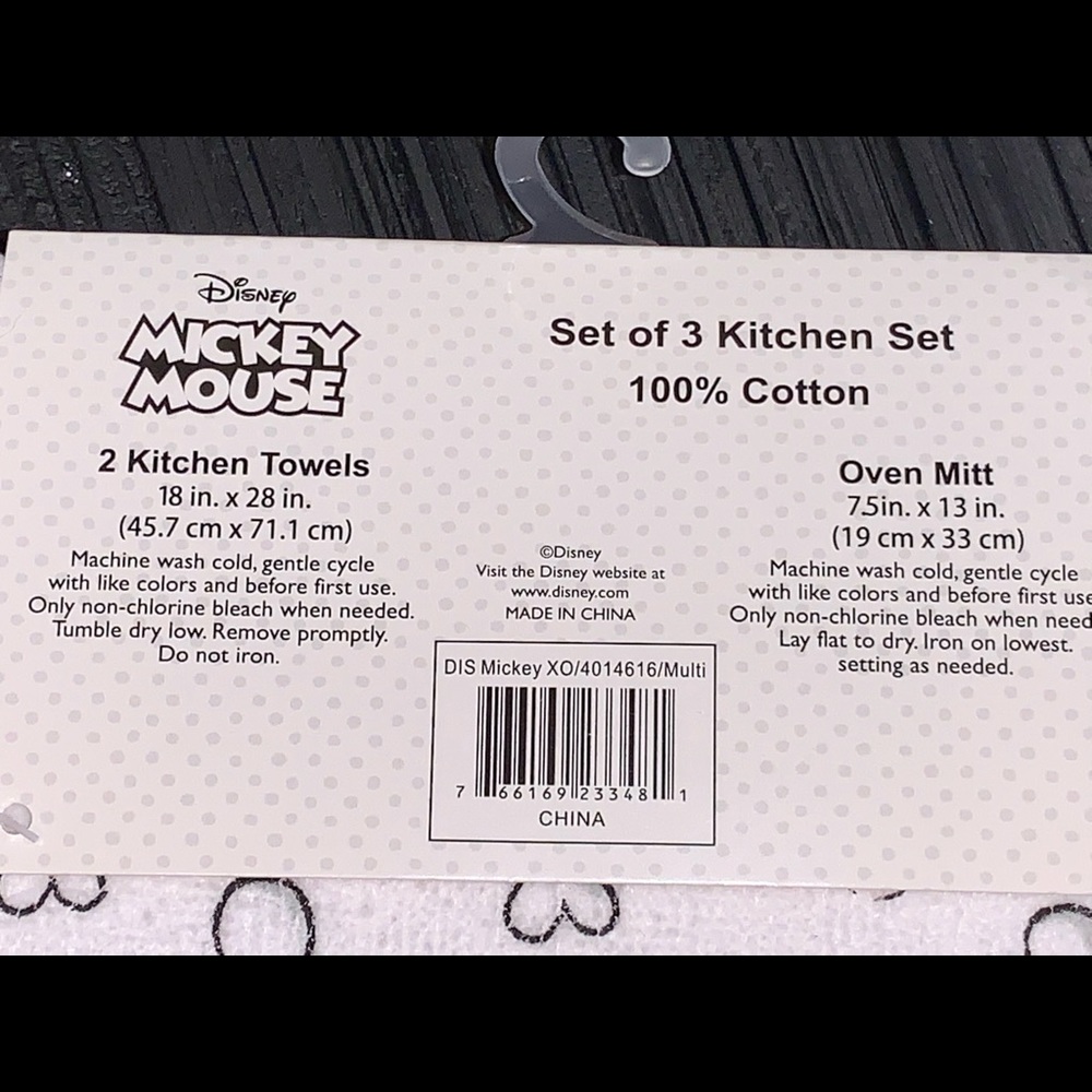 Disney Mickey Mouse 3 pc Kitchen Set Towels + Mit - Picture 5 of 5